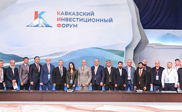 Новости партнеров | Звезды дзюдо и борьбы представили на КИФ-2025 проект «Выбор сильных»